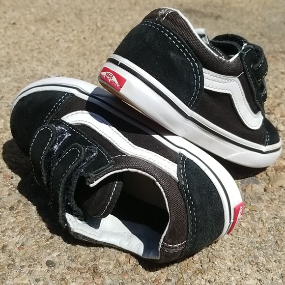 **Sold***Vans - Picture 3 of 7